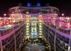 oasis of the seas - 138  midship deck 16 looking aft